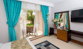Mirage Apartments & Aqua Park